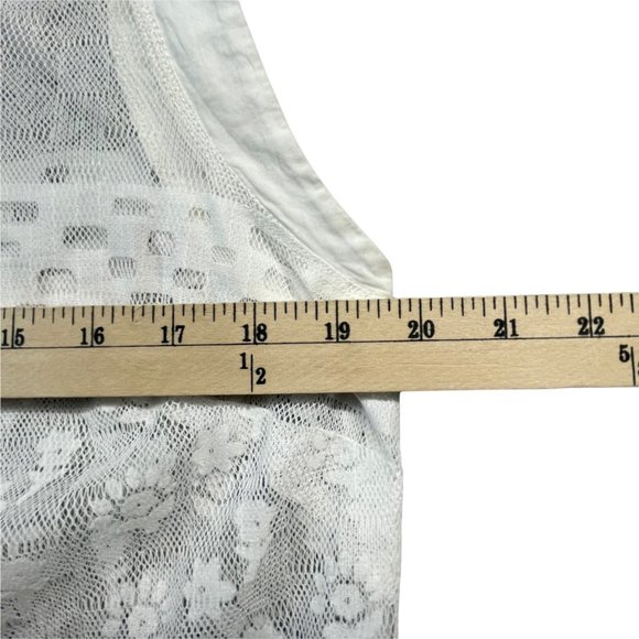 Cabi Top Womens M White Lace Scalloped Silk Trim Henley Style Layering Blouse - Picture 6 of 11